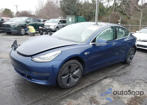 2018 Tesla Model 3 Long Range/Performance z USA, uszkodzony, nr VIN 5YJ3E1EB9JF086121